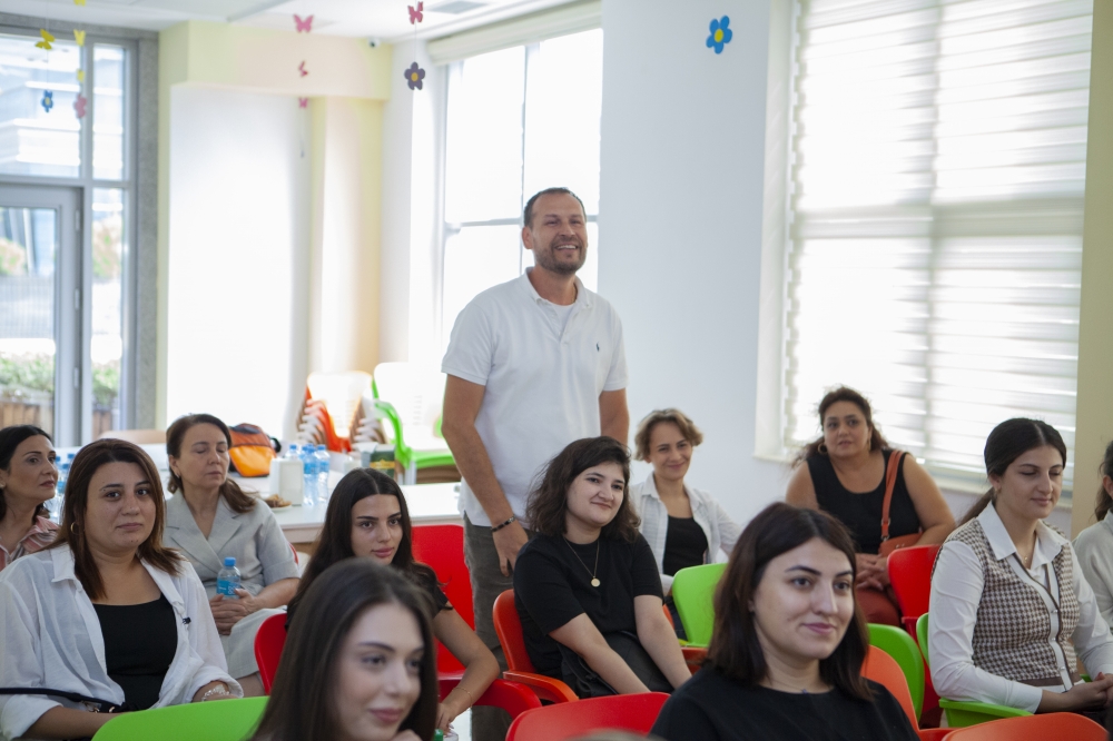 Kaspi Uşaq Bağçasında “Həyatımızdakı emosiyalar” adlı kommunikativ təlim keçirilib