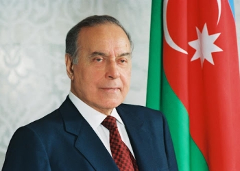 Ulu Öndər Heydər Əliyevin anad...