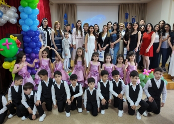 “Addım-addım böyüyürük...”