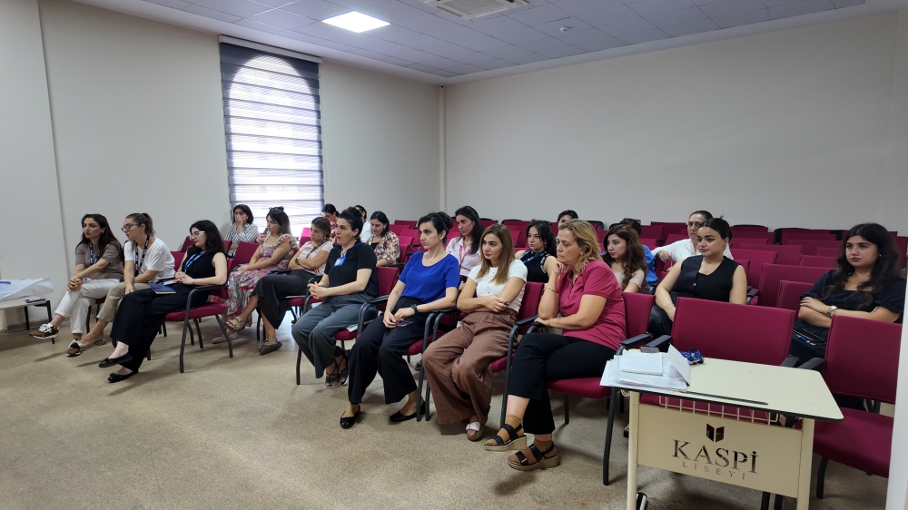“Universal qarşılıqlı əlaqə bacarıqları” mövzusunda təlim