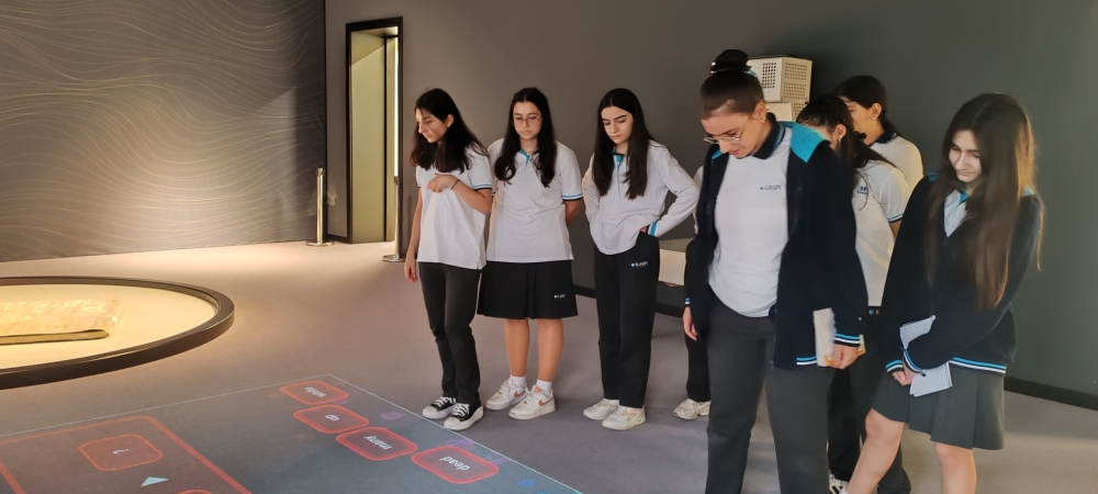 Məqsəd şagirdlərin nəzəri biliklərinin praktik mühitdə tətbiqinə şərait yaratmaq, eləcə də elm və texnologiya inteqrasiyasının aktuallığını nümayiş etdirmək olub.