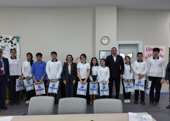 Şagirdlərə qarşıdakı təhsil mə...