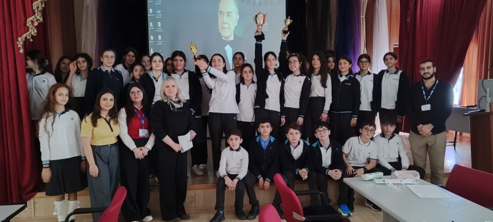 Liseydə Fizika bilik yarışı keçirilib