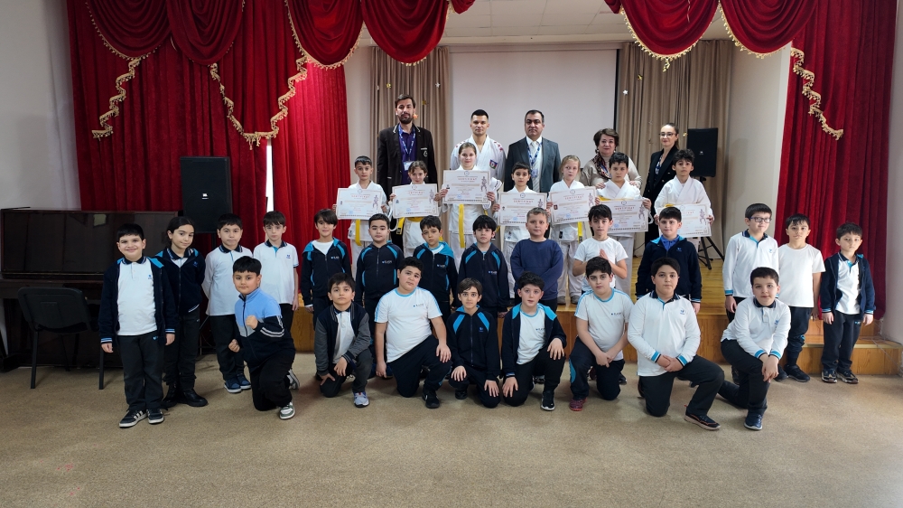 Karate dərnəyinin şagirdlərindən böyük uğur