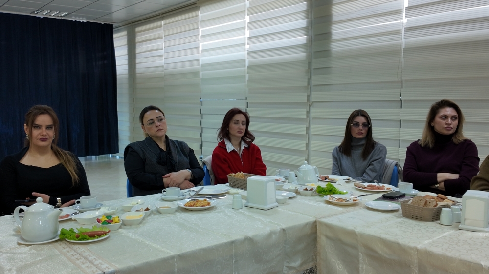 8-ci sinif şagirdlərinin valideynləri ilə görüş